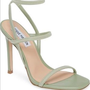 Nectur Sandal Steve Madden